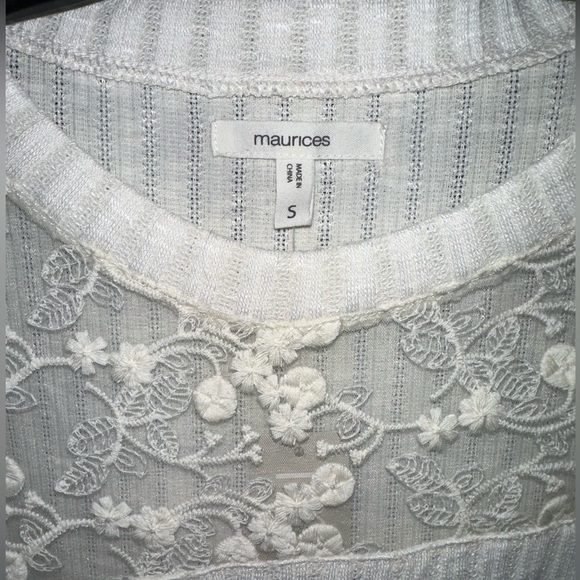 Lace Ruffle Long Sleeve Cream blouse - Picture 3 of 6